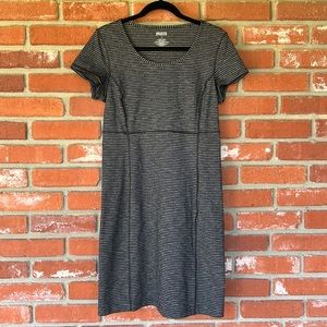 Duluth Trading Co. NoGa short sleeve dress black striped Small